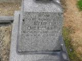 image of grave number 684249